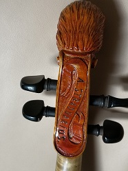 Stradivarikopf Geige Schuster hinten