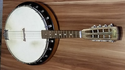 banjo neu.jpg