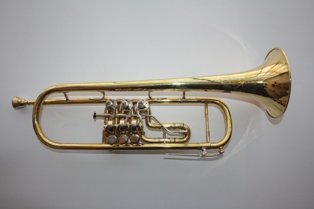 Konzerttrompete_Jul. Rudolph Hof-Instr._Fabr. Gotha_1.JPG