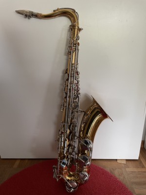 Saxophon rechts.jpeg